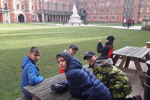Обучение в групповой поездке в Royal Holloway University. Отзыв Марии, Максима и Марины . Фото - 7